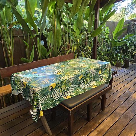 Villa Fare Le Flamboyant Moorea Esterno foto