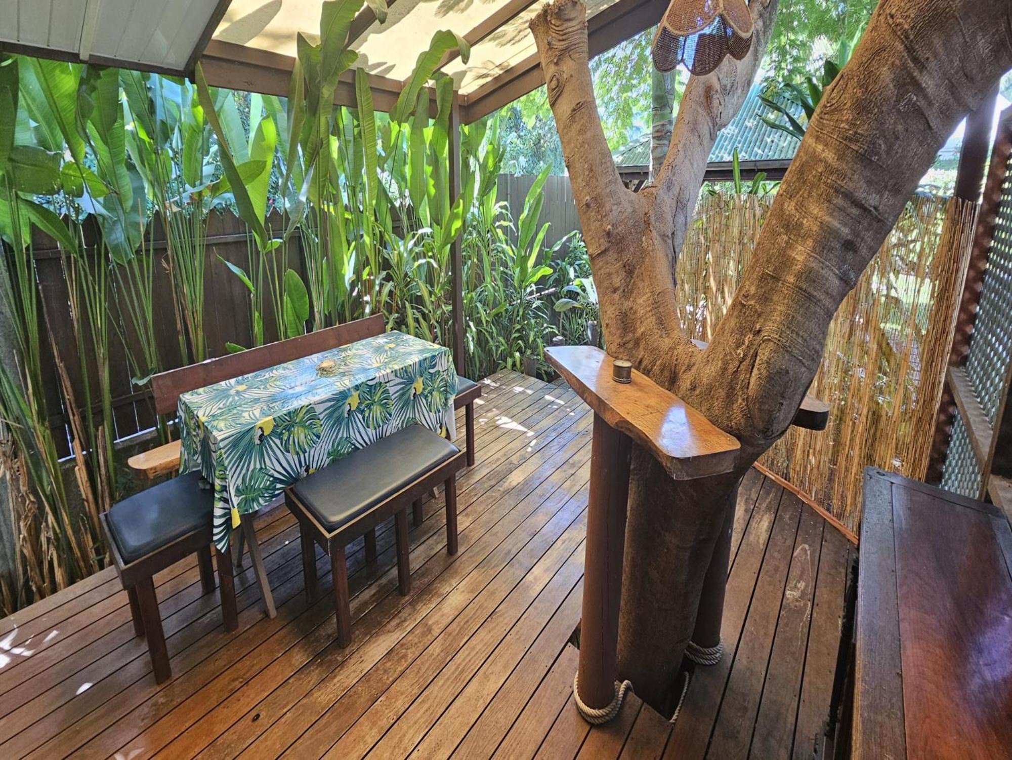 Villa Fare Le Flamboyant Moorea Esterno foto