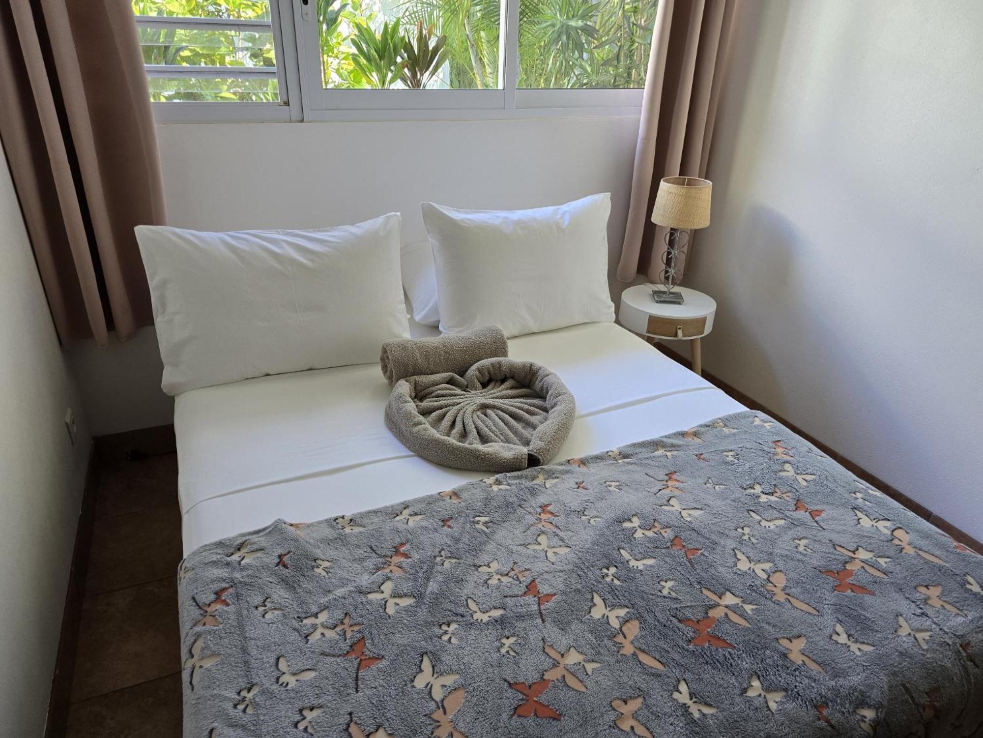 Villa Fare Le Flamboyant Moorea Esterno foto