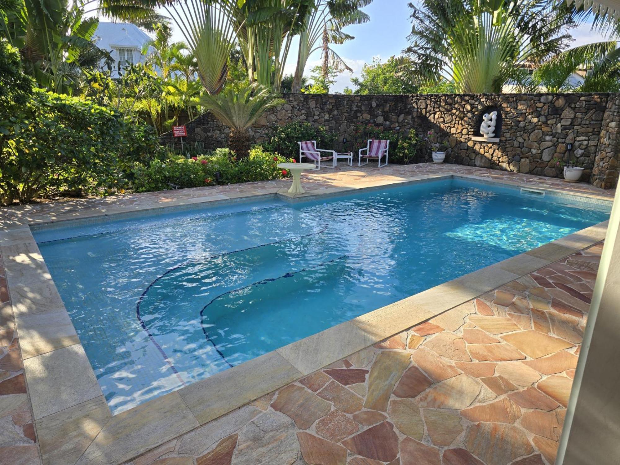 Villa Fare Le Flamboyant Moorea Esterno foto
